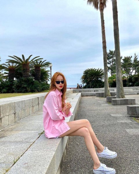 衬衣怎么搭配下身好看