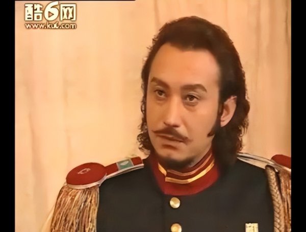 天生欧美脸的中国人