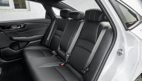 凌派和卡罗拉哪个好