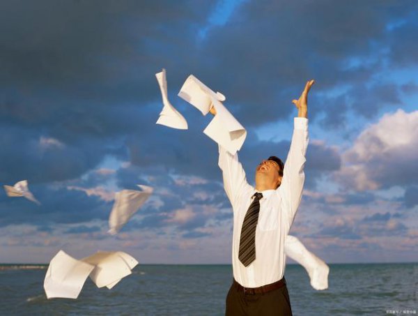 每天上班都很压抑该不该坚持