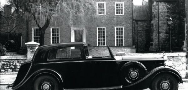 劳斯莱斯是哪个国家的品牌