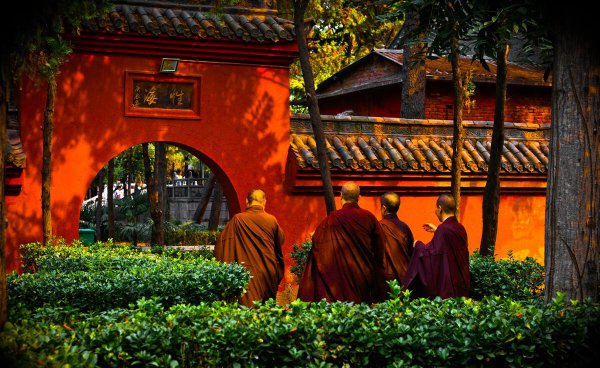 河南烧香最灵的地方