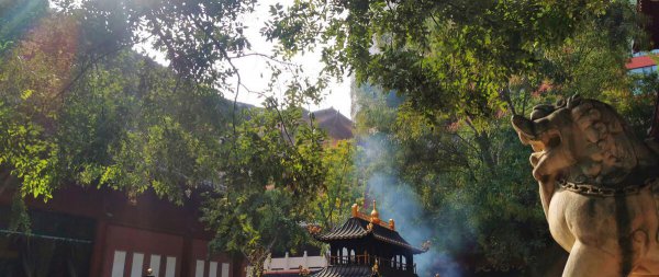 河南烧香最灵的地方