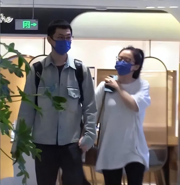 张靓颖结婚了吗