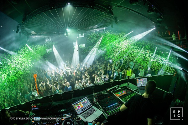 打碟dj需要学多长时间