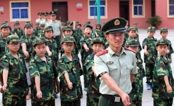 从长远看军校好还是警校好