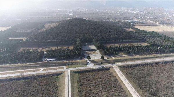 历史上秦始皇陵被盗过吗