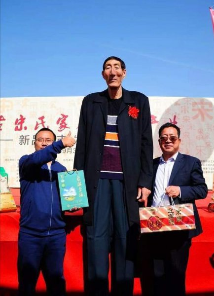 现在中国第一高人是谁简介