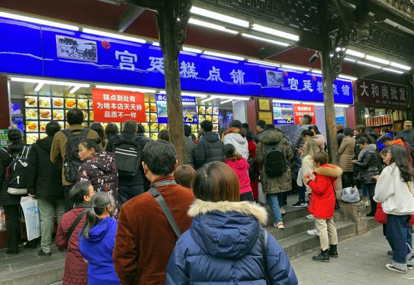 成都和重庆哪个城市更适合居住生活