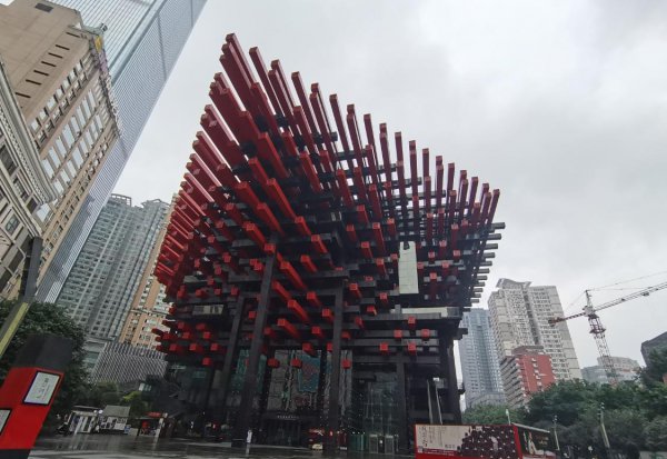 成都和重庆哪个城市更适合居住生活