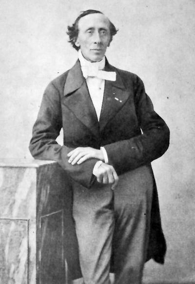 童话之王安徒生是哪个国家的人物