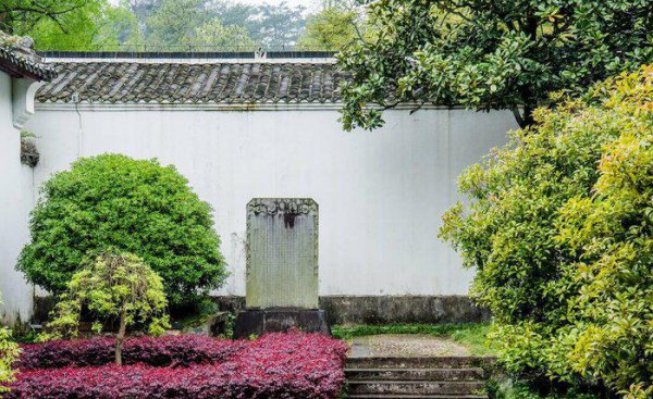 白鹿洞书院位于哪个省境内