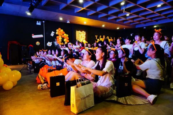 爱豆为什么不能谈恋爱