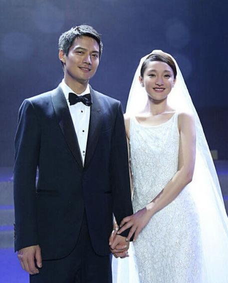 周迅什么时候离的婚