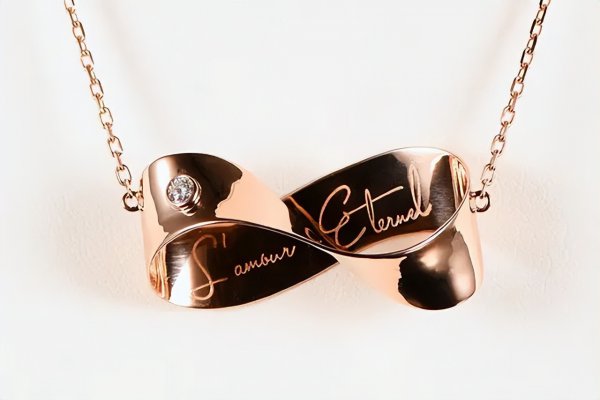 莫比乌斯环是什么原理