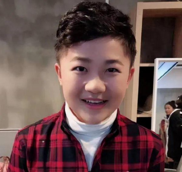 贾云哲个人资料简介