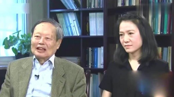 翁帆和杨振宁结婚时多少岁数