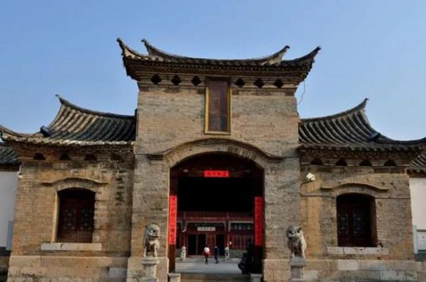 爱新觉罗·溥仪的后代是谁