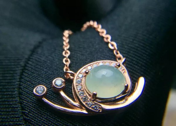 玉坠蜗牛的寓意和象征是什么