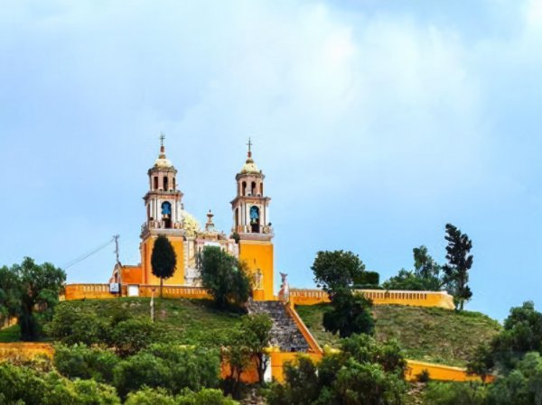 世界上最大的金字塔是哪个