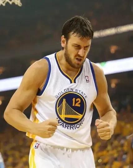 nba12号球衣的球星是谁