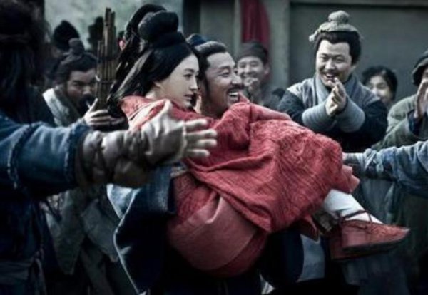 戚夫人人彘活了多久