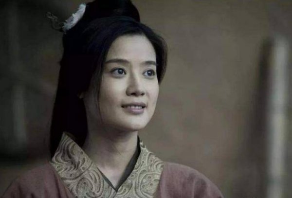 戚夫人人彘活了多久