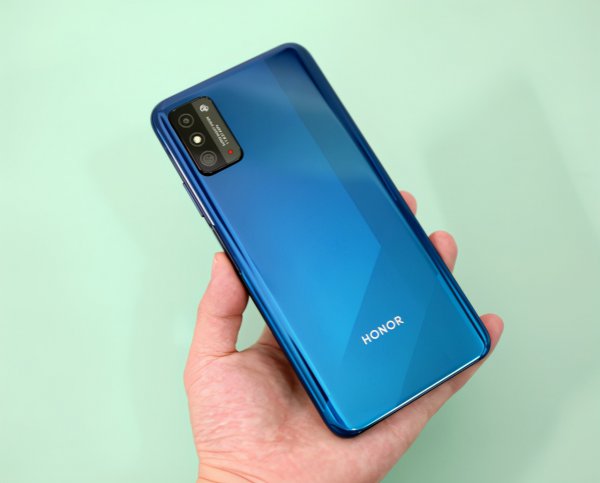 荣耀x10建议买吗