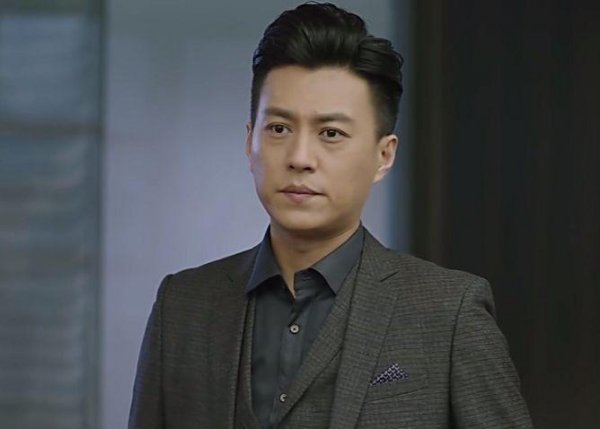 靳东和江珊的关系怎么样