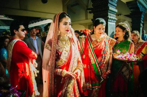 印度种族等级制度废除了吗