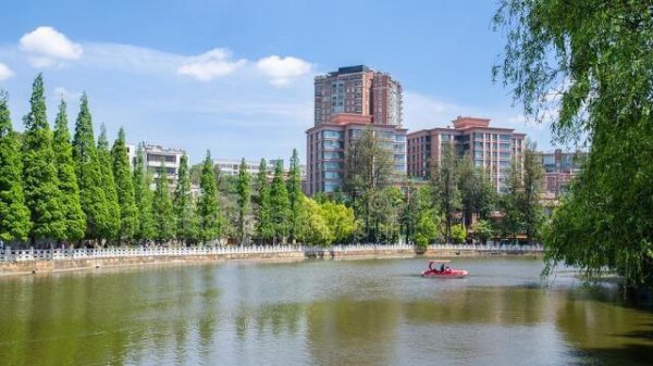 昆明夏天最热多少度