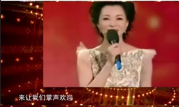 董卿最近出什么事了