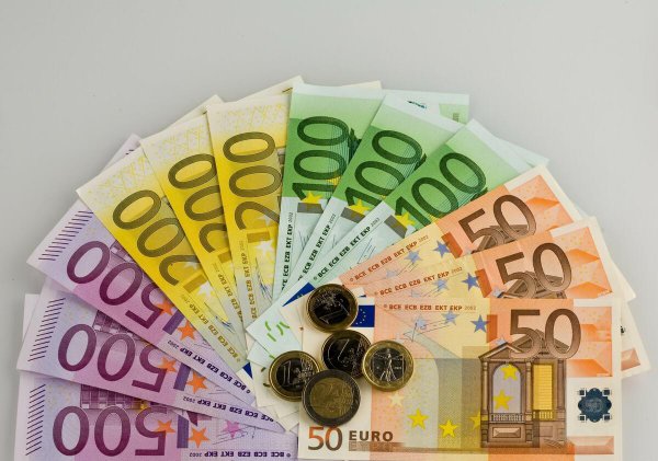 路上捡钱了是什么预兆