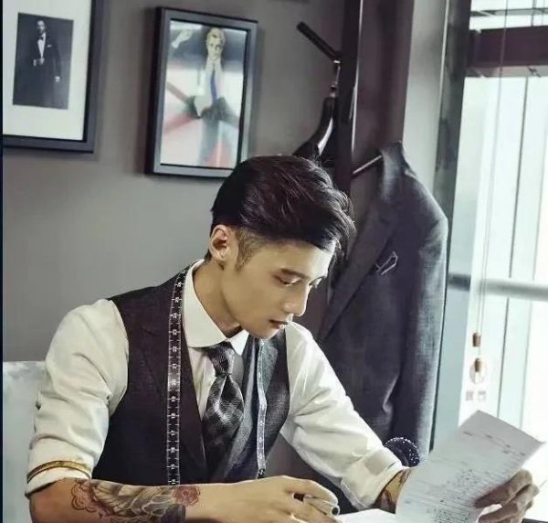 瑞恩黄的创始人是黄瑞恩吗