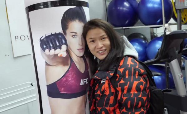 河北拳手张伟丽个人资料