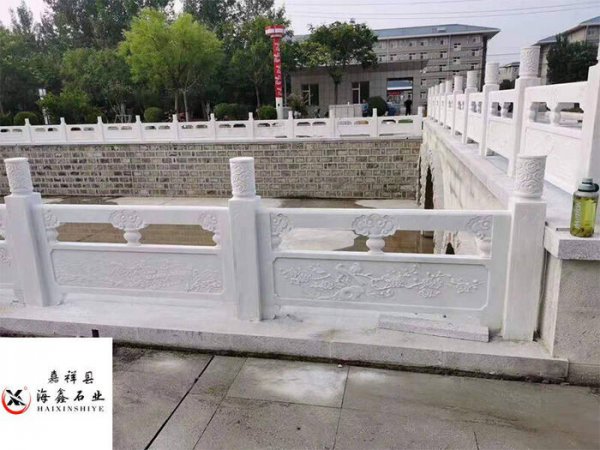 汉白玉栏杆多少一米