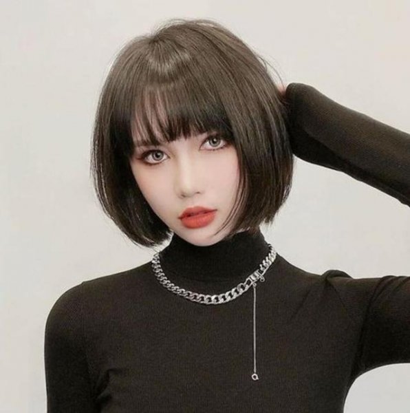 2022年流行短发发型女图片