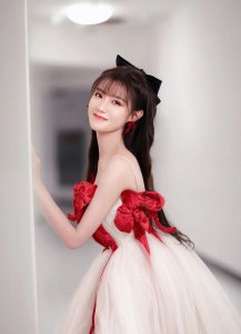 陈意涵个人资料介绍 歌手Estelle的家庭背景及作品