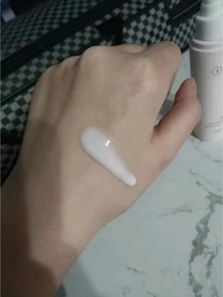 保湿补水的护肤品哪个牌子比较好