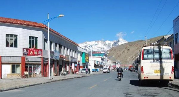 西藏山南市错那县海拔多少米