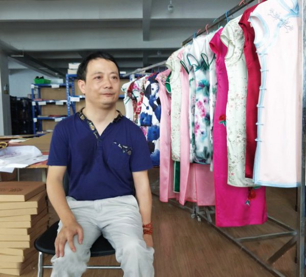 崔万志个人资料和简介