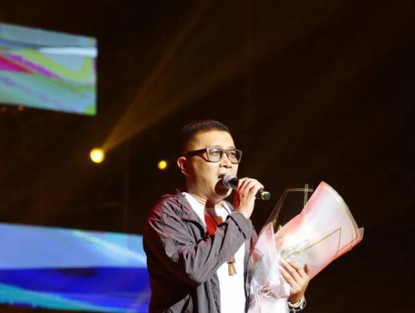 歌手庞龙个人资料简介