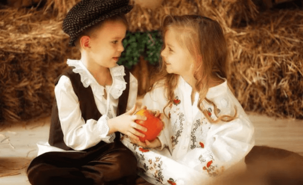 女人永远不要主动联系男情人的原因