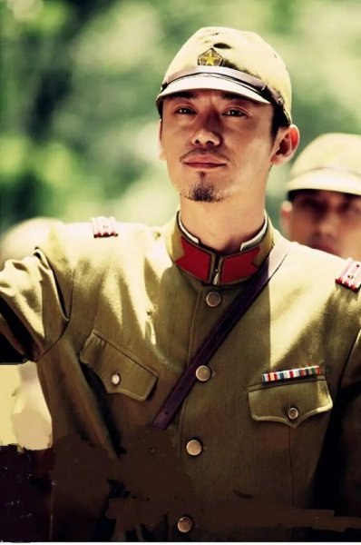 演员芦芳生个人资料简介