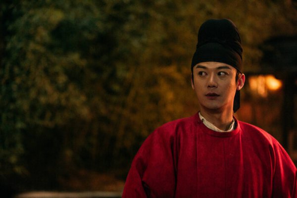 演员芦芳生个人资料简介