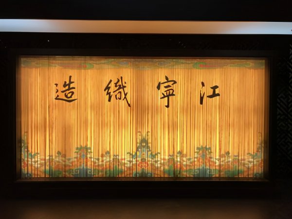 红楼梦为什么叫红楼梦这个名字