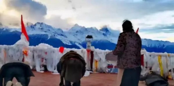 梅里雪山禁止攀登真相