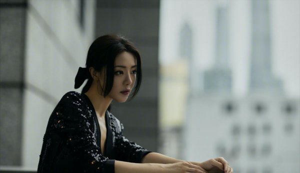 邓家佳个人资料简介