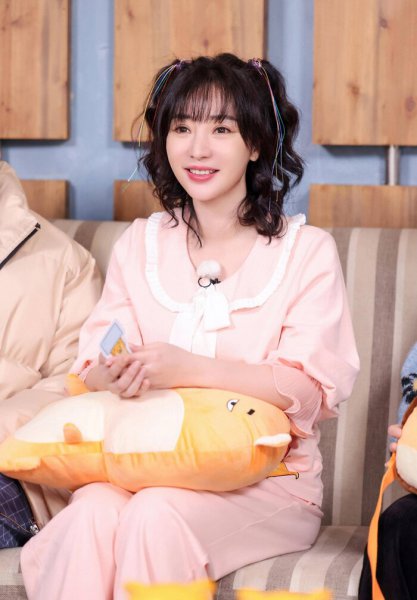 柳岩个人资料简历