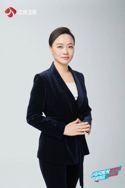 余晚婷背景如何今年多大